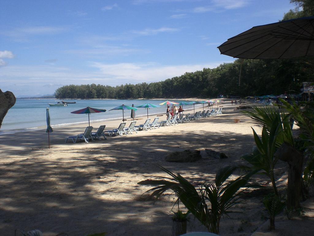 Kingsacre Hotel Nai Yang Beach Buitenkant foto